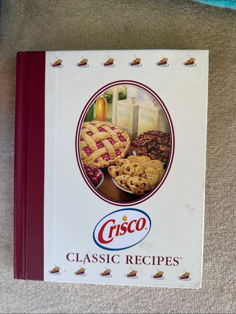 Crisco Classic Recipes Cookbook - White and Burgundy Cover